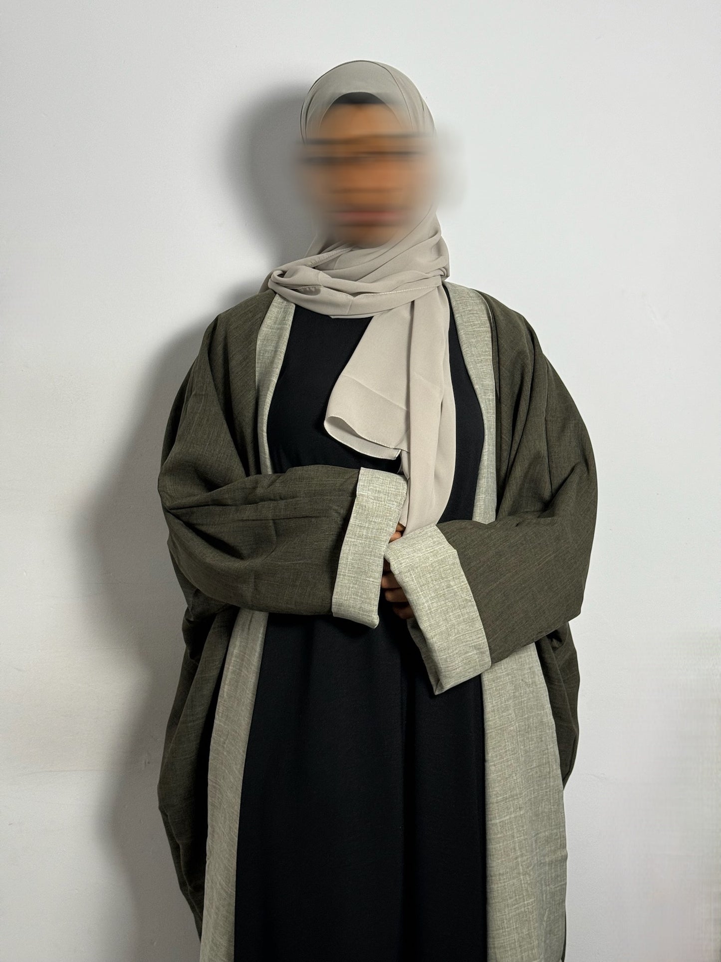 The Reversible Abaya